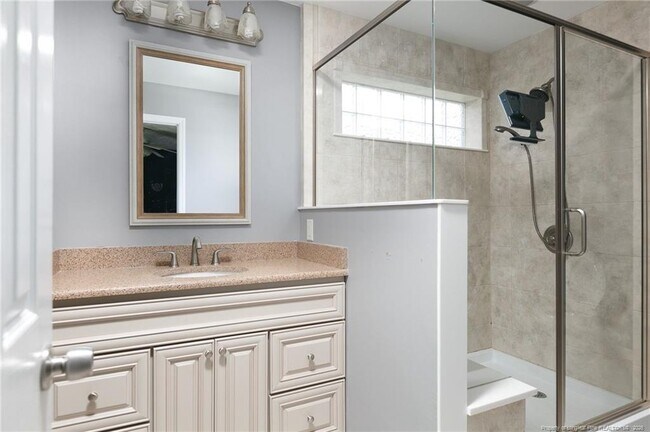 Building Photo - 58 Colonial Hills Dr