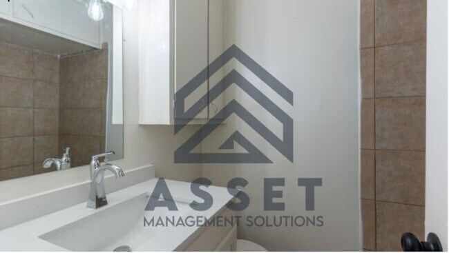 Building Photo - 4 Bedroom Rent to Own Home Available!