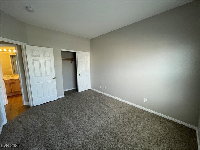 Building Photo - 8463 Antique Cameo Ave