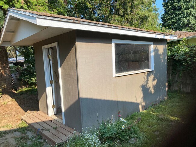 Building Photo - Sedro Woolley Rambler