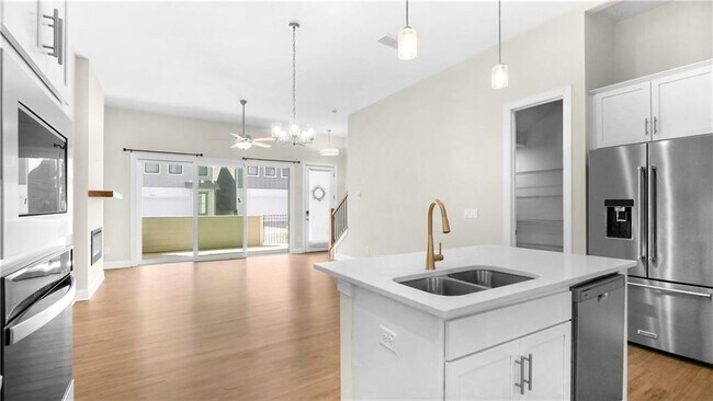 Building Photo - 726 Stickley Oak Way