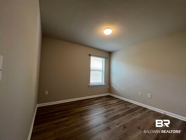 Building Photo - 10286 Shetland Dr