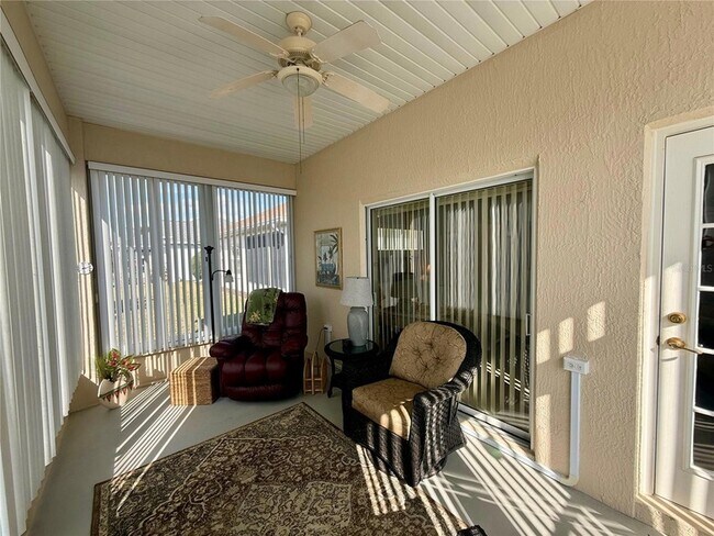 Building Photo - 11122 SW 73rd Ct