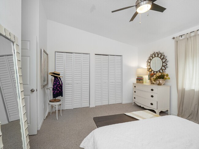Building Photo - 2134 Sea Hawk Dr