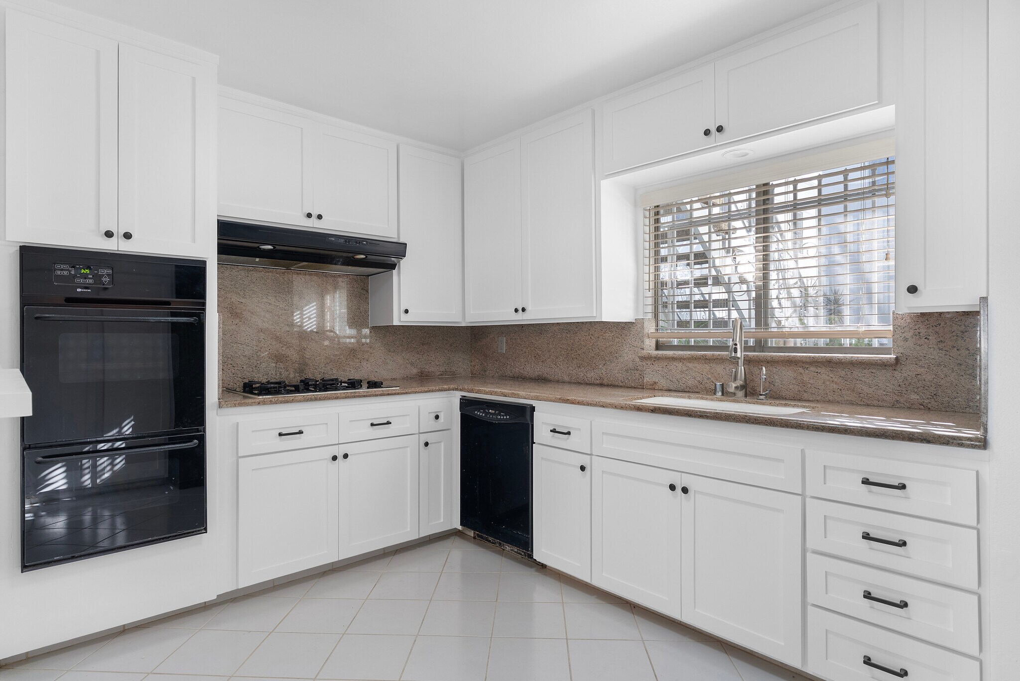 Building Photo - 824 S Shenandoah St