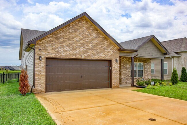 Building Photo - 2547 Rafiki Dr