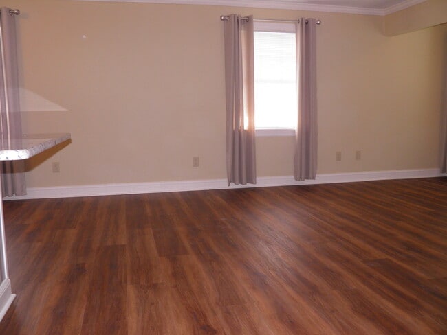 Building Photo - 629 Gap Creek Dr