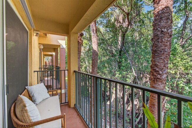 Building Photo - 1100 Scotia Dr