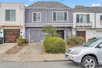 Building Photo - 1822 40th Ave