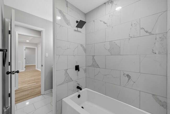 Building Photo - 8635 Kingman Ct