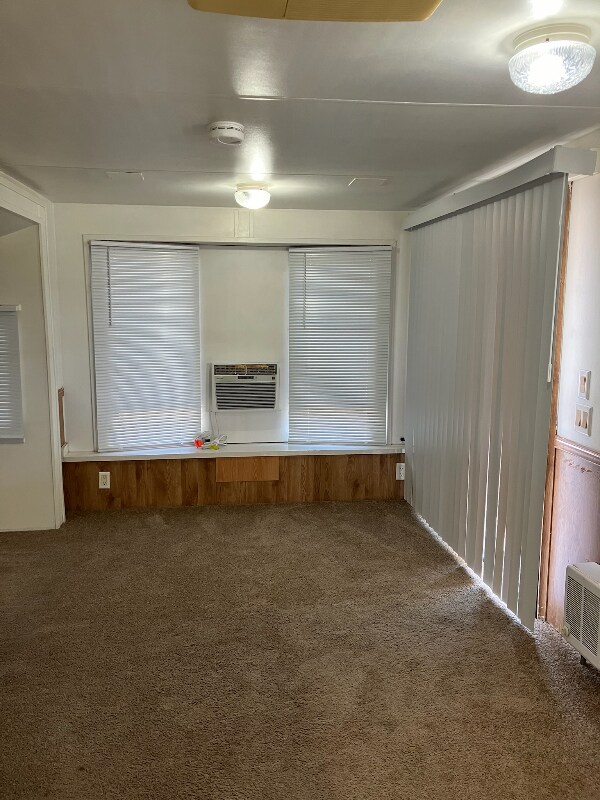 Building Photo - 24 W Rio Colorado Dr