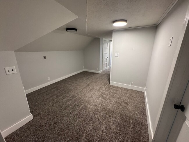 Building Photo - Charming Updated 4 Bedroom in East Council...