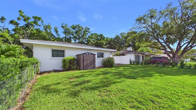 Building Photo - 101 N Mercury Ave