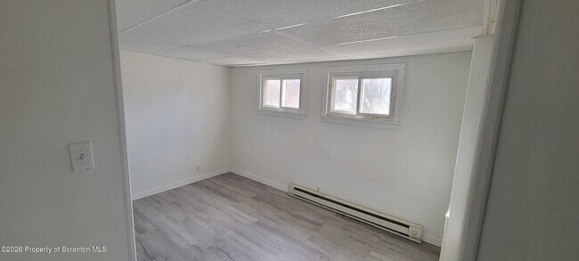 Building Photo - 805 Monroe Ave