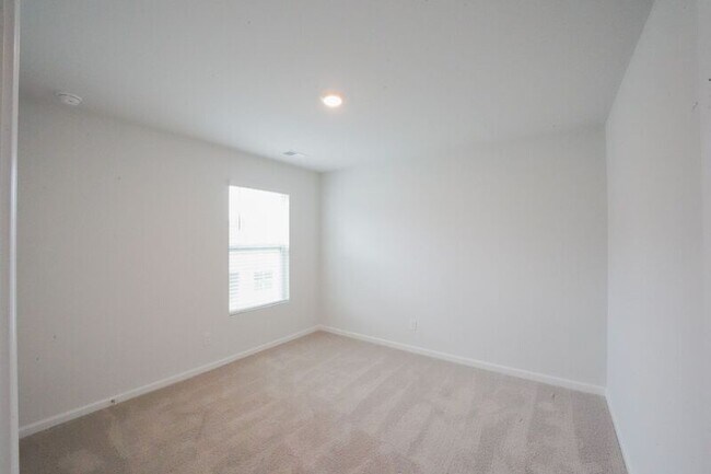 Building Photo - 463 Coconut Dr