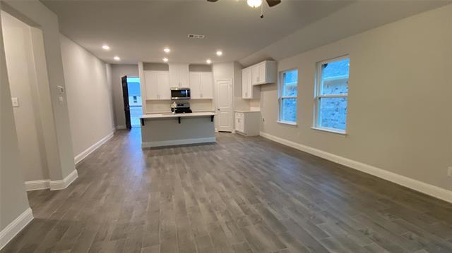 Building Photo - 213 Portina Dr