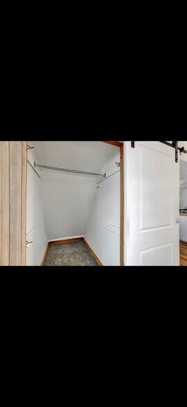 Building Photo - 511 S Pennsylvania St