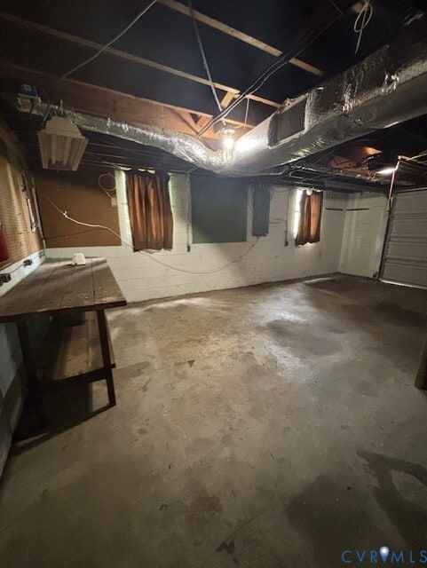 Building Photo - 149 Broaddus Dr
