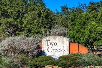 Two Creeks - 25006 Elwell Point
