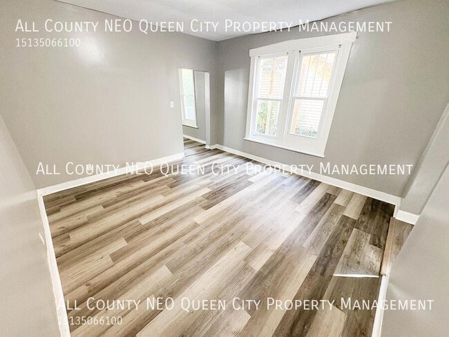 Building Photo - 212 Nassau St