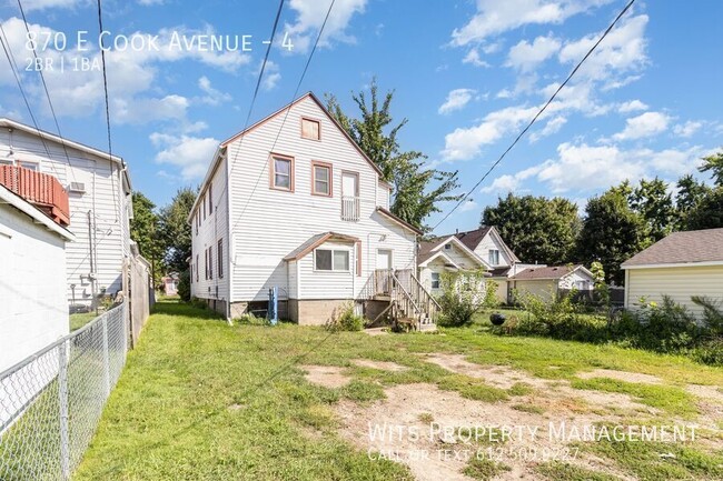 Building Photo - 870 Cook Ave E