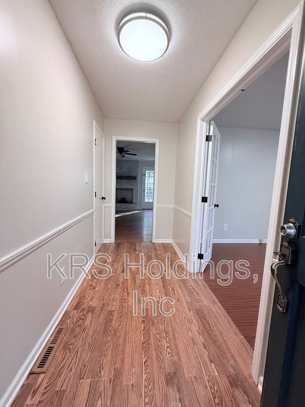 Building Photo - 8329 Bells Lake Rd