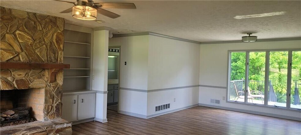 Building Photo - 2963 Avery Rd