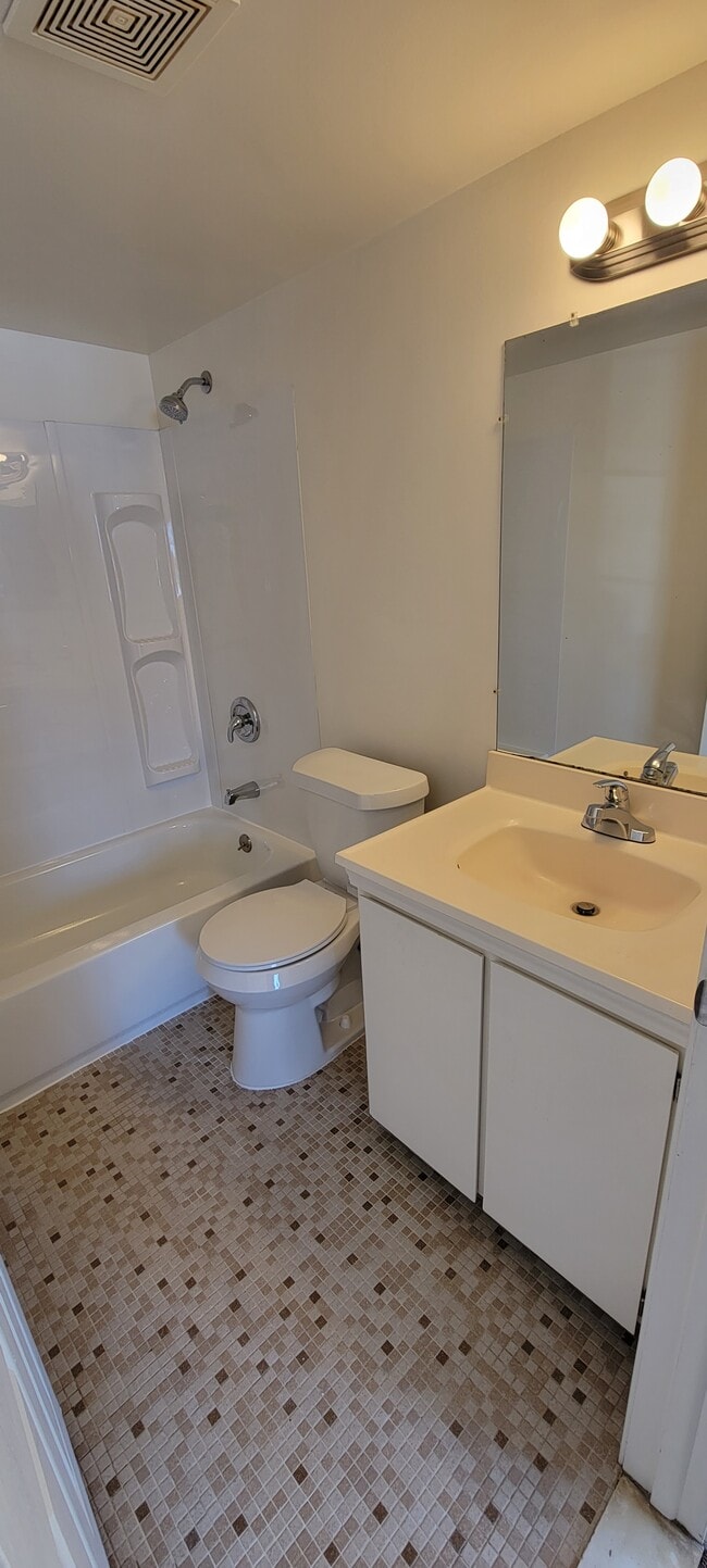 Building Photo - 67460 Van Dyke Ave