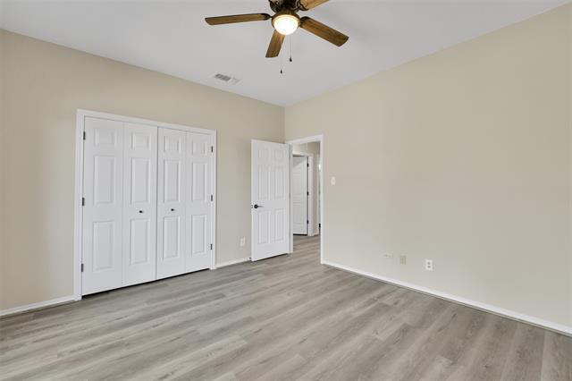 Building Photo - 3305 Coyote Way