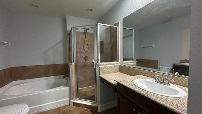 Building Photo - 3720 Messina Dr