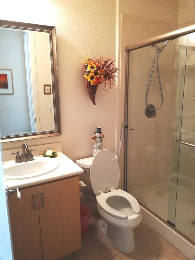 Building Photo - 3000 El Camino Real