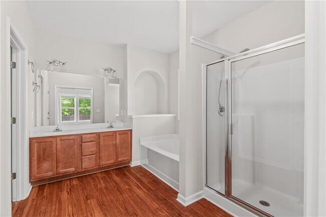 Building Photo - 1125 Harvest Brook Dr NE