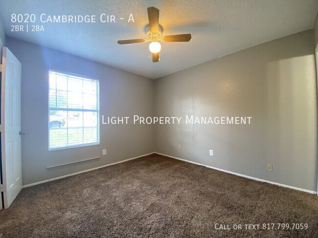 Building Photo - 8020 Cambridge Cir