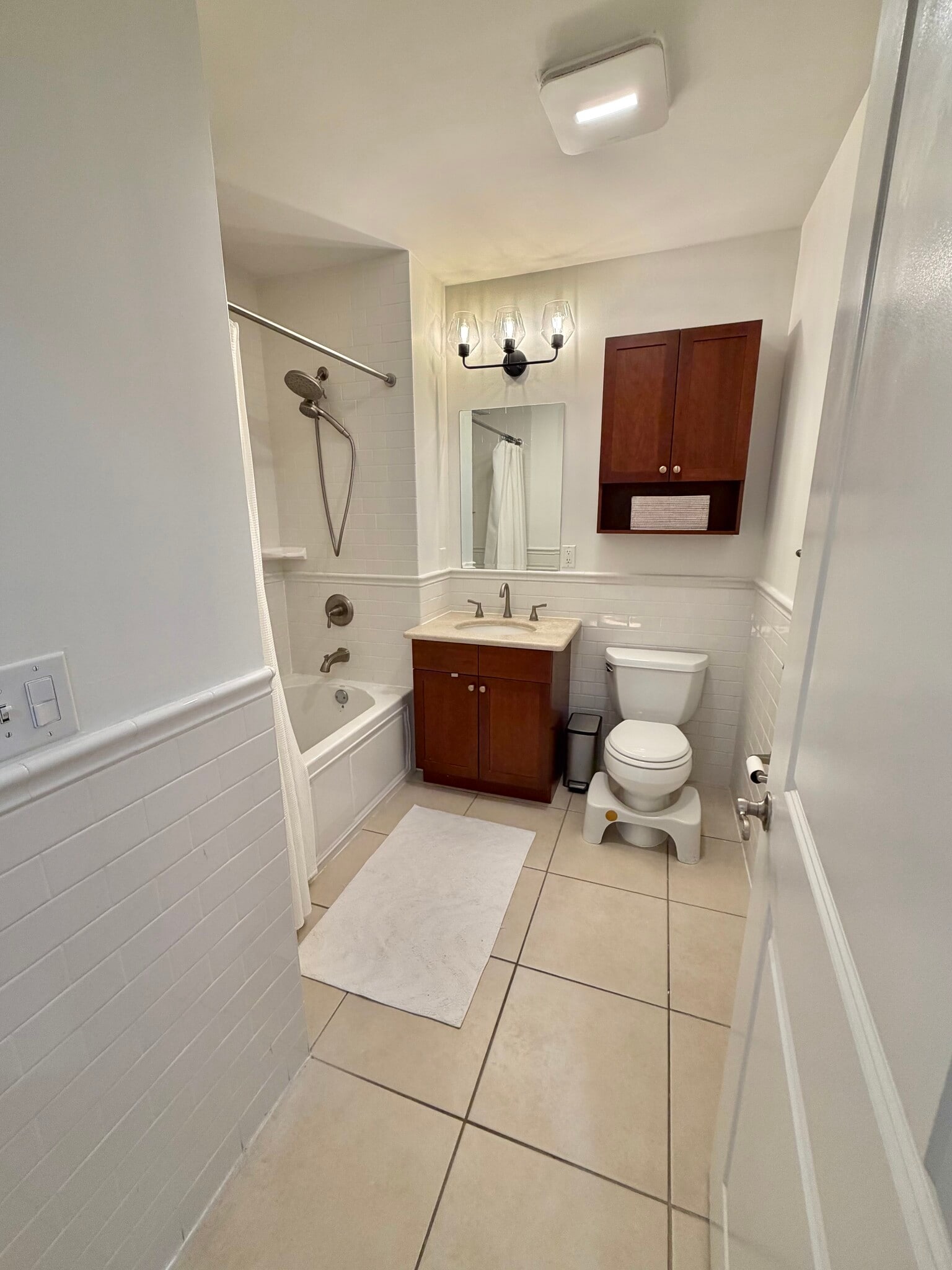 Building Photo - 203 Hackensack Plank Rd