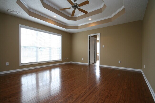 Building Photo - 176 Timber Oak Rd