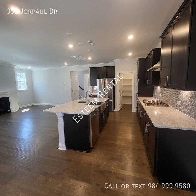 Building Photo - 352 Jorpaul Dr
