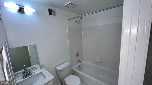 Building Photo - 6628 Byrns Pl