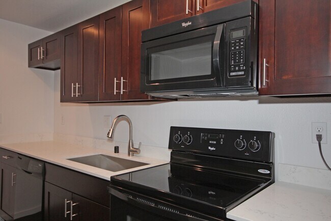 Building Photo - Three Blocks from the Light Rail