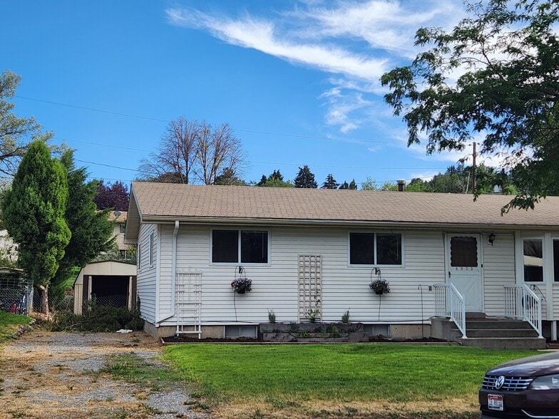 Building Photo - 4935 Chinook St