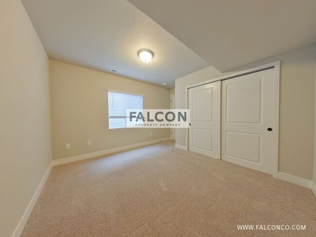 Building Photo - 6733 Nystrom Ter