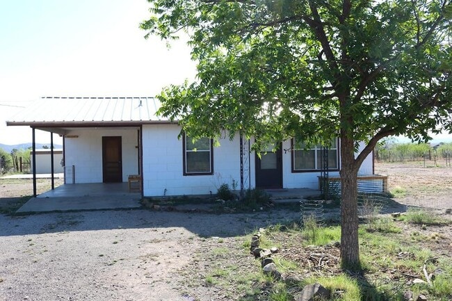 Building Photo - 410 Mountain View Rd