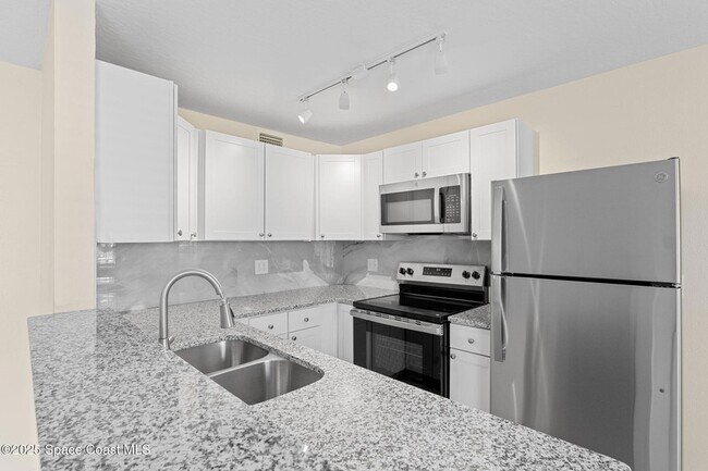 Building Photo - 1870 Agora Cir SE