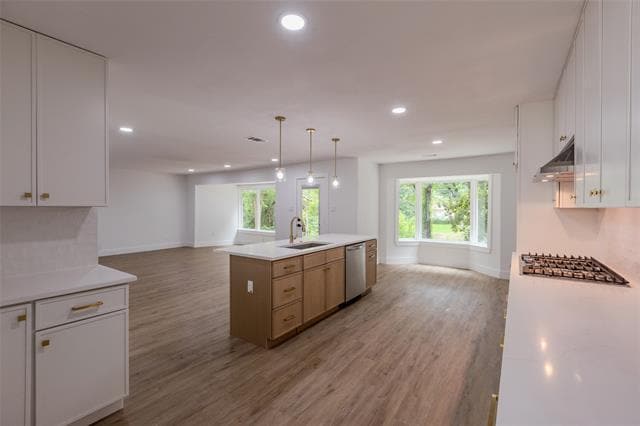 Building Photo - 2849 Reedcroft Dr