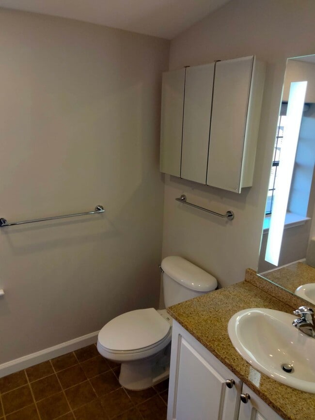 Building Photo - 36 Imlay St