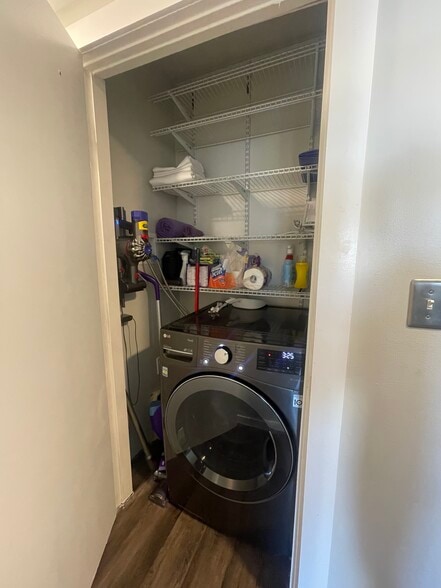 Linen Closet - 1280 West Peachtree St