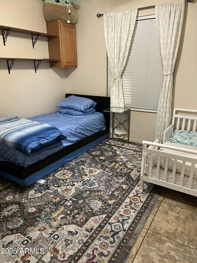 Building Photo - 6806 N 77th Dr