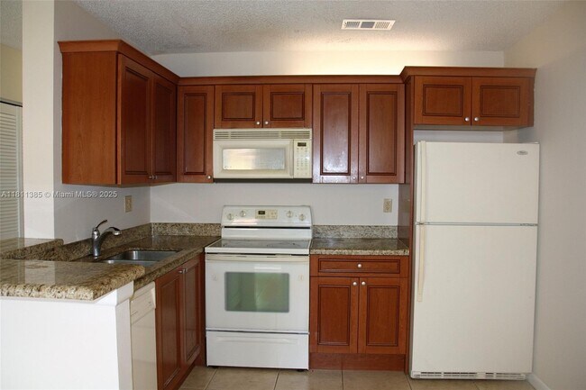 Building Photo - 11462 NW 43rd St