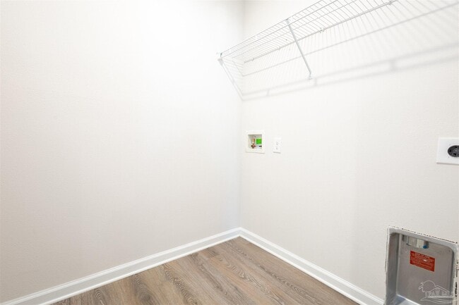 Building Photo - 975 Lovebird Ct