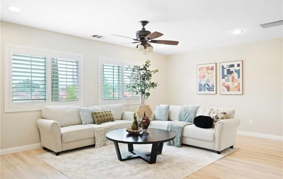 Building Photo - 29851 Fox Creek Dr