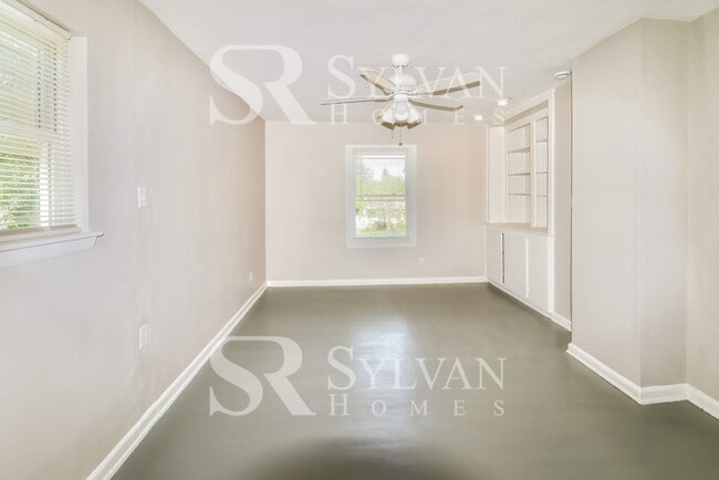 Building Photo - Living where You Love is Good for your Heart!